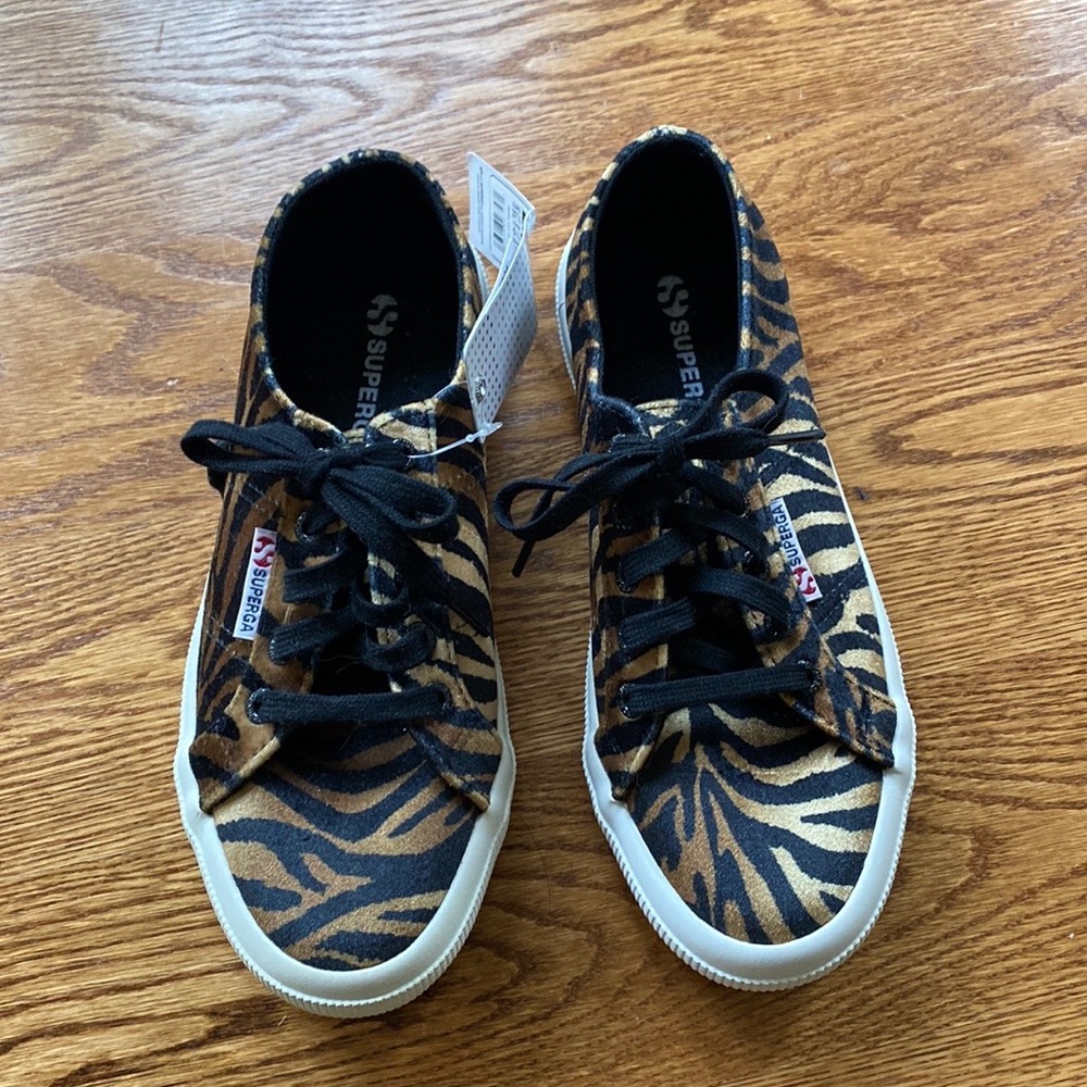 Superga 2750 Sneakers Animal print NWT Size 5.5 Euro 37.5